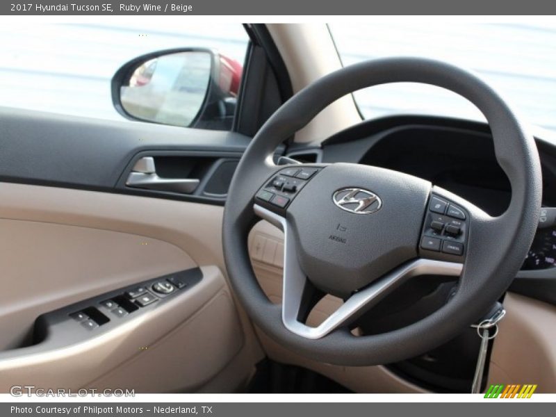 Ruby Wine / Beige 2017 Hyundai Tucson SE