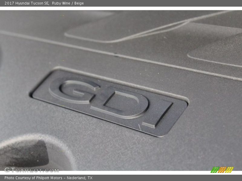 Ruby Wine / Beige 2017 Hyundai Tucson SE