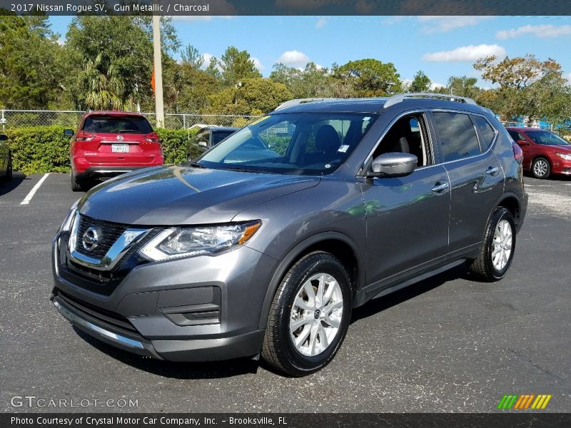 Gun Metallic / Charcoal 2017 Nissan Rogue SV