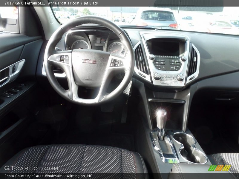 White Frost Tricoat / Jet Black 2017 GMC Terrain SLE
