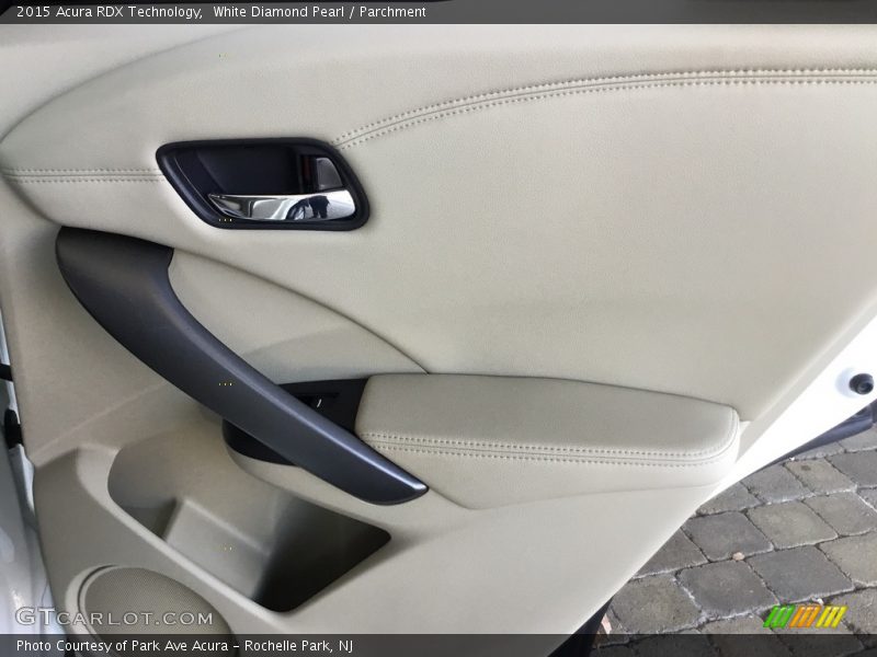 White Diamond Pearl / Parchment 2015 Acura RDX Technology