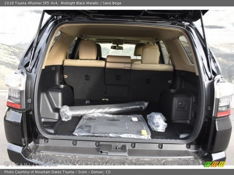 Midnight Black Metallic / Sand Beige 2018 Toyota 4Runner SR5 4x4