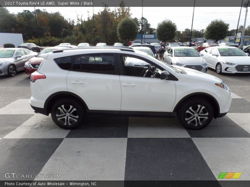 Super White / Black 2017 Toyota RAV4 LE AWD