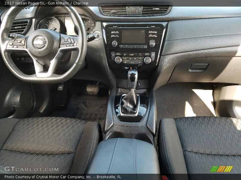 Gun Metallic / Charcoal 2017 Nissan Rogue SV