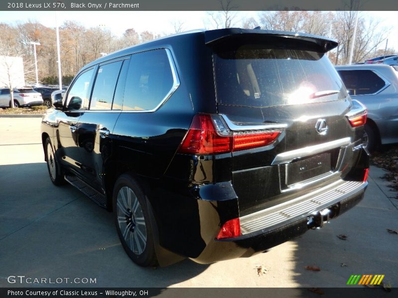 Black Onyx / Parchment 2018 Lexus LX 570