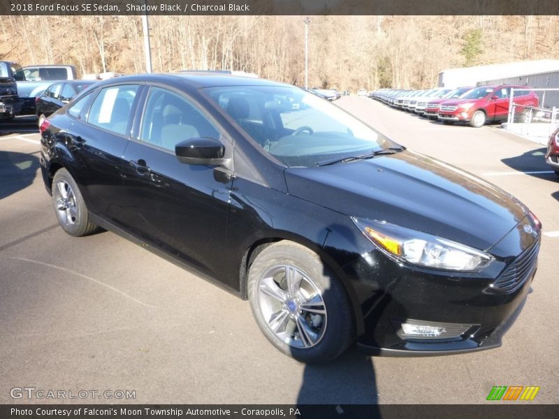 Shadow Black / Charcoal Black 2018 Ford Focus SE Sedan