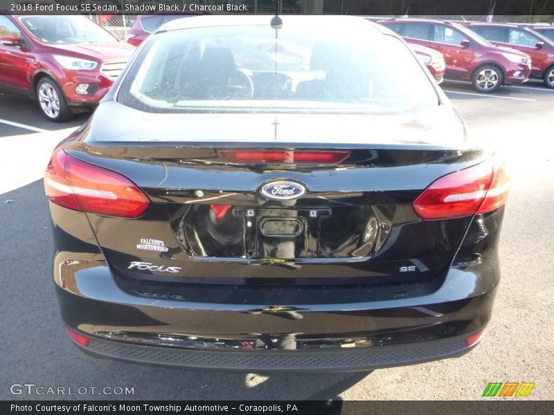 Shadow Black / Charcoal Black 2018 Ford Focus SE Sedan