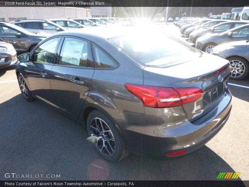 Magnetic / Charcoal Black 2018 Ford Focus SEL Sedan