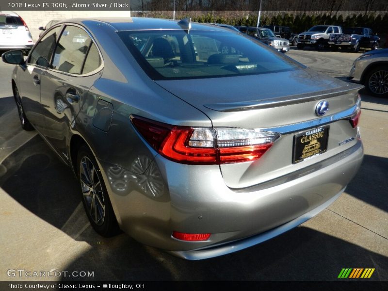 Atomic Silver / Black 2018 Lexus ES 300h