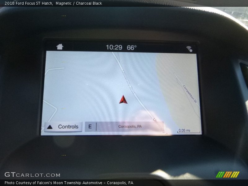 Navigation of 2018 Focus ST Hatch