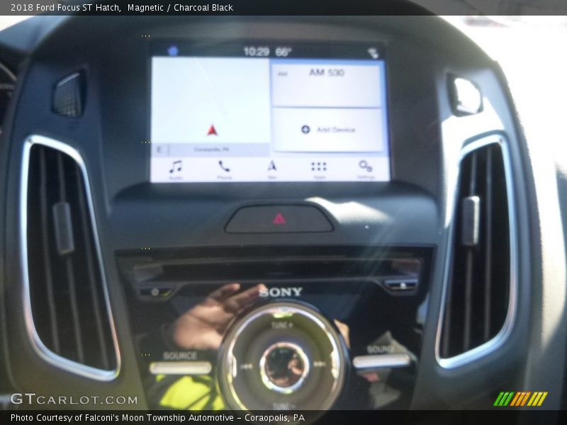 Magnetic / Charcoal Black 2018 Ford Focus ST Hatch