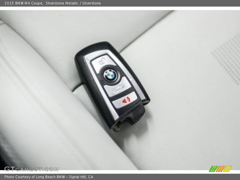 Silverstone Metallic / Silverstone 2015 BMW M4 Coupe