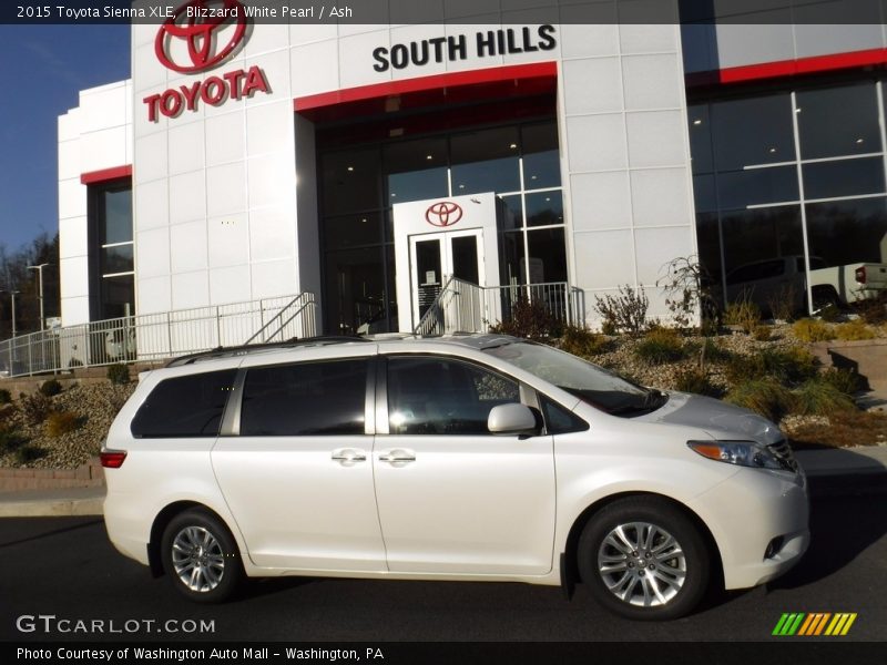 Blizzard White Pearl / Ash 2015 Toyota Sienna XLE