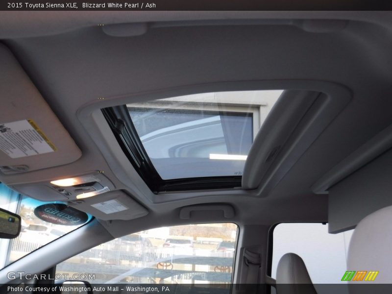 Blizzard White Pearl / Ash 2015 Toyota Sienna XLE