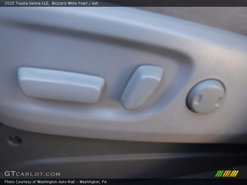 Blizzard White Pearl / Ash 2015 Toyota Sienna XLE
