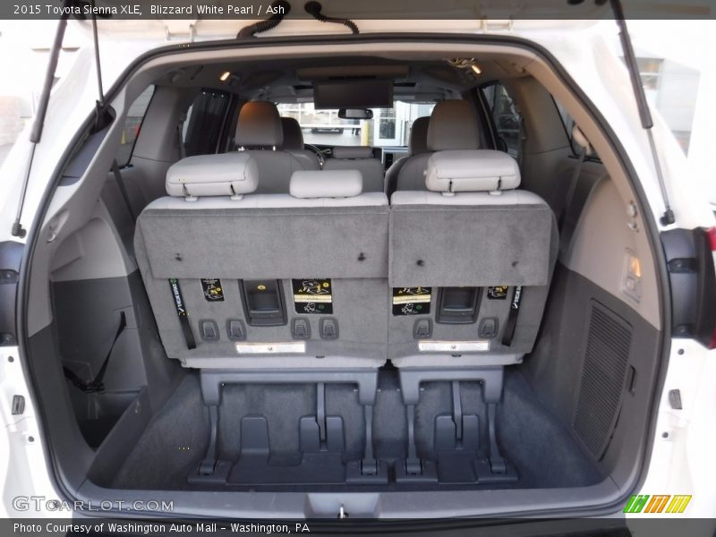 Blizzard White Pearl / Ash 2015 Toyota Sienna XLE