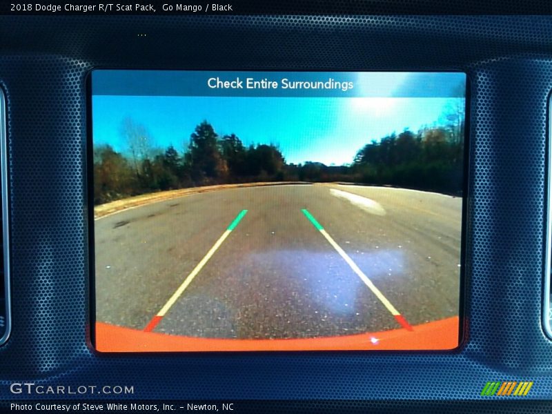 Go Mango / Black 2018 Dodge Charger R/T Scat Pack