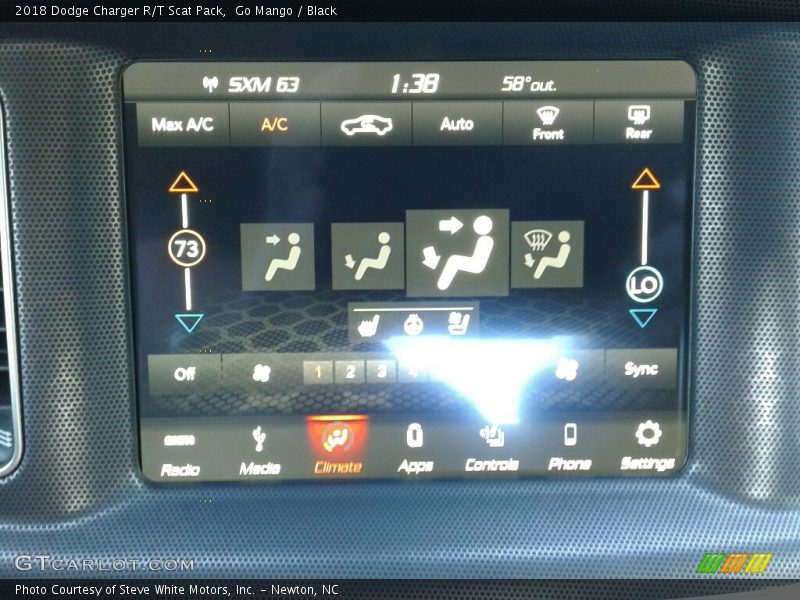 Go Mango / Black 2018 Dodge Charger R/T Scat Pack