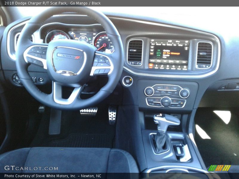 Go Mango / Black 2018 Dodge Charger R/T Scat Pack