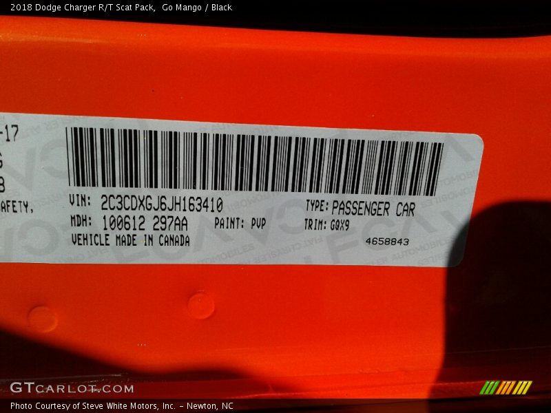 Go Mango / Black 2018 Dodge Charger R/T Scat Pack