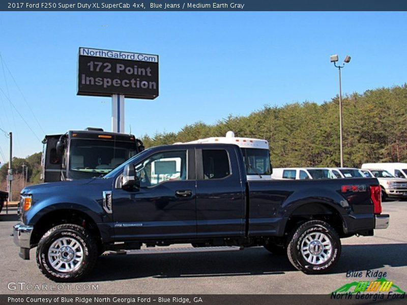 Blue Jeans / Medium Earth Gray 2017 Ford F250 Super Duty XL SuperCab 4x4