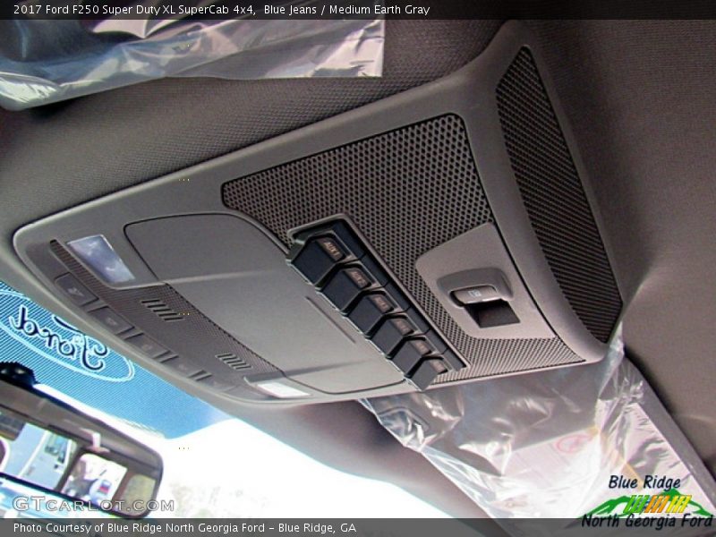 Blue Jeans / Medium Earth Gray 2017 Ford F250 Super Duty XL SuperCab 4x4