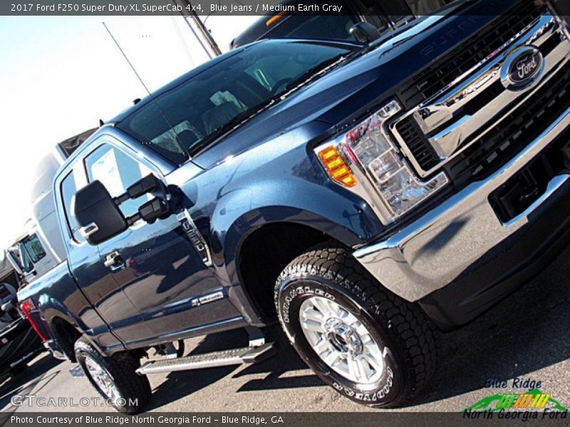 Blue Jeans / Medium Earth Gray 2017 Ford F250 Super Duty XL SuperCab 4x4