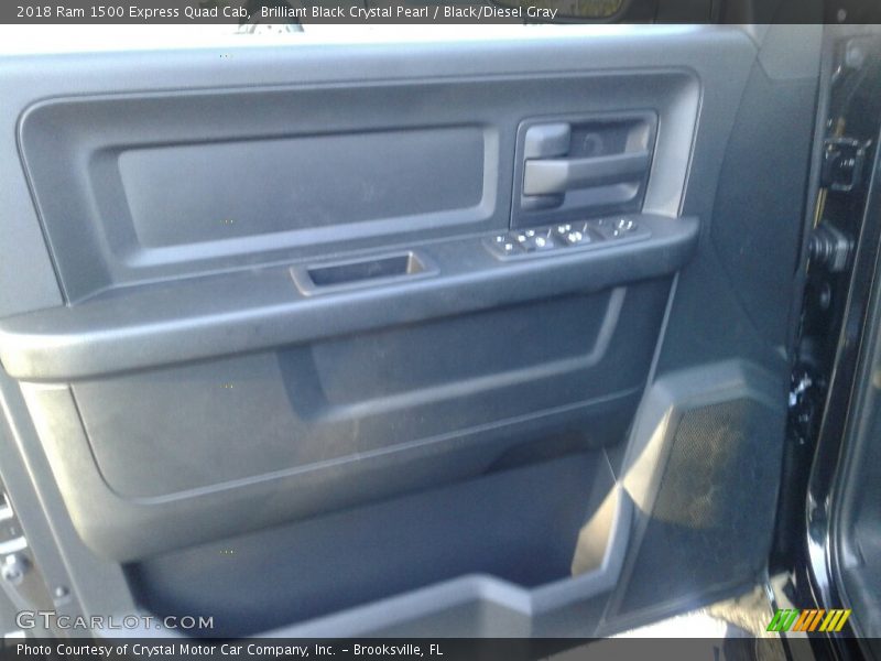 Brilliant Black Crystal Pearl / Black/Diesel Gray 2018 Ram 1500 Express Quad Cab
