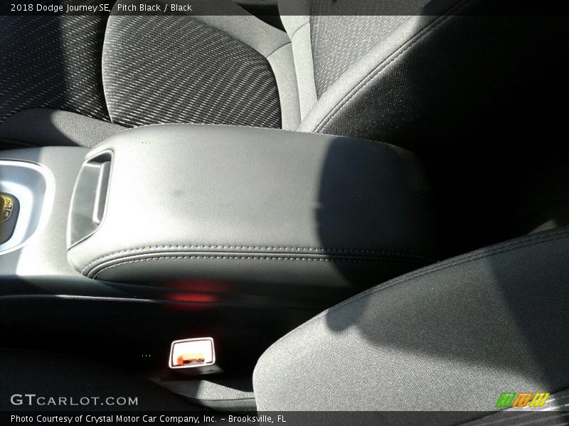 Pitch Black / Black 2018 Dodge Journey SE