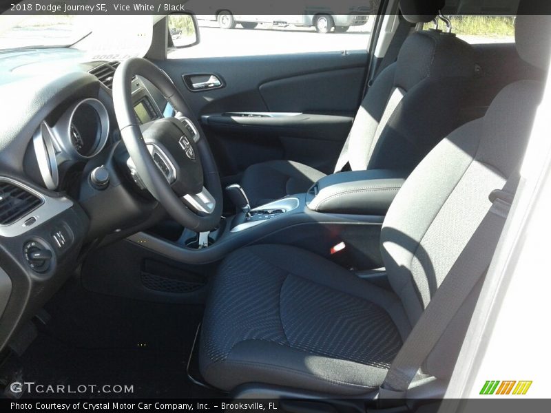 Vice White / Black 2018 Dodge Journey SE
