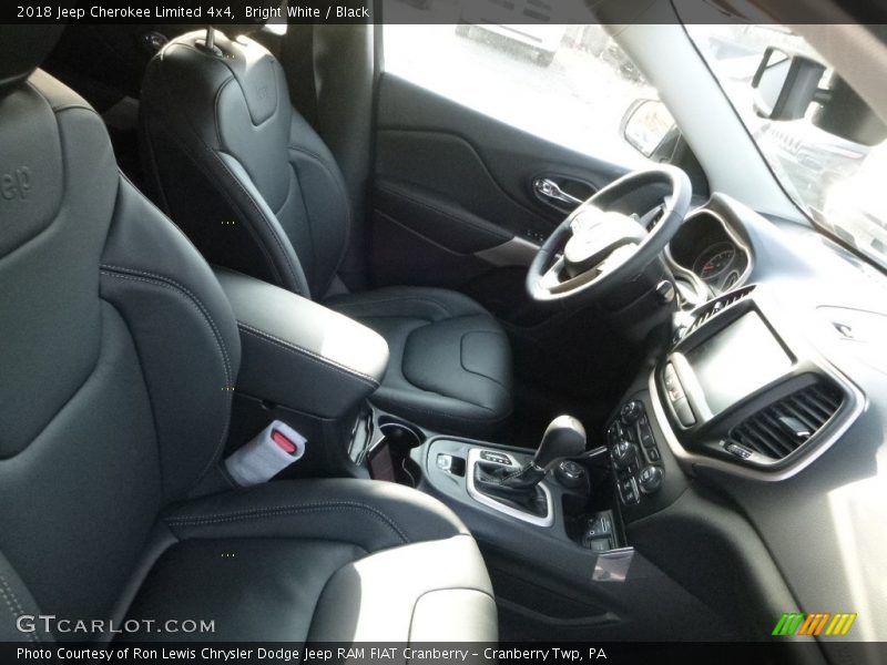 Bright White / Black 2018 Jeep Cherokee Limited 4x4