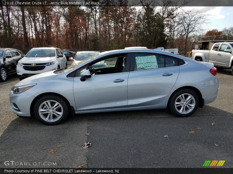 Arctic Blue Metallic / Jet Black 2018 Chevrolet Cruze LT