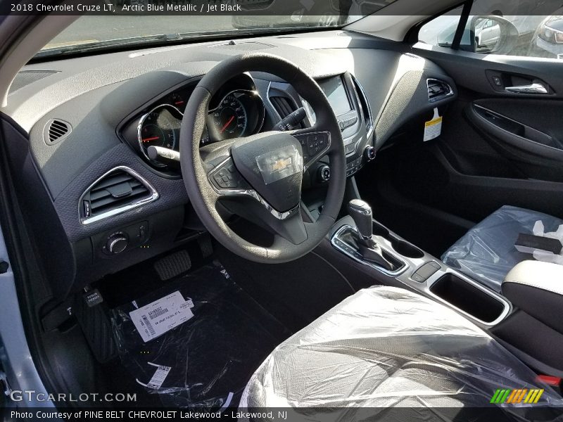 Arctic Blue Metallic / Jet Black 2018 Chevrolet Cruze LT