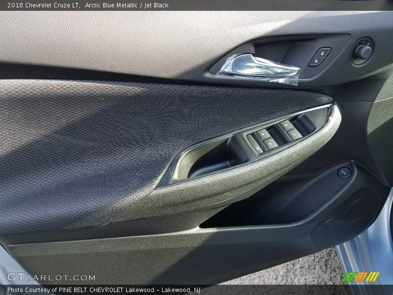 Arctic Blue Metallic / Jet Black 2018 Chevrolet Cruze LT