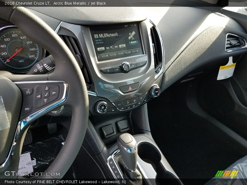 Arctic Blue Metallic / Jet Black 2018 Chevrolet Cruze LT