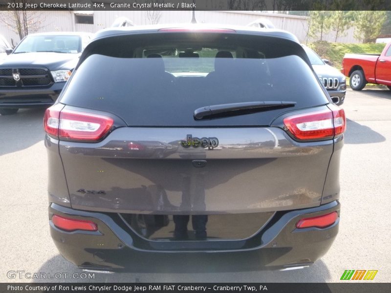 Granite Crystal Metallic / Black 2018 Jeep Cherokee Latitude 4x4