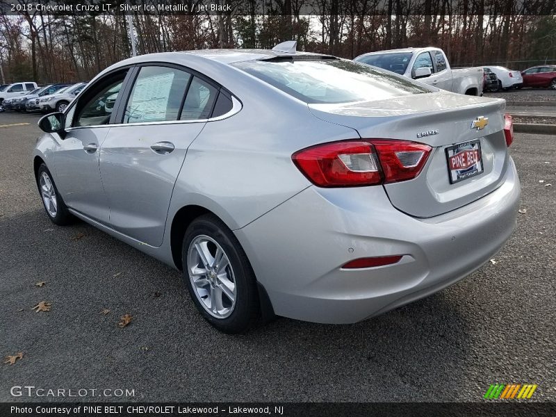 Silver Ice Metallic / Jet Black 2018 Chevrolet Cruze LT