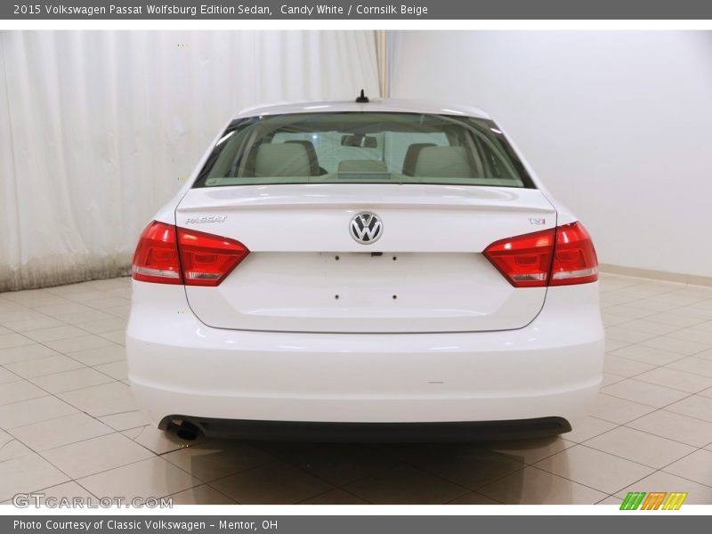 Candy White / Cornsilk Beige 2015 Volkswagen Passat Wolfsburg Edition Sedan