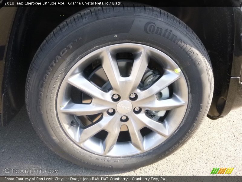 Granite Crystal Metallic / Black 2018 Jeep Cherokee Latitude 4x4