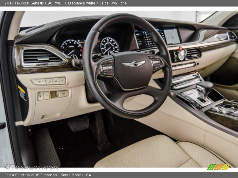 Controls of 2017 Genesis G90 RWD