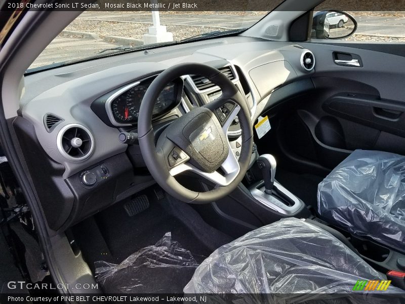 Mosaic Black Metallic / Jet Black 2018 Chevrolet Sonic LT Sedan
