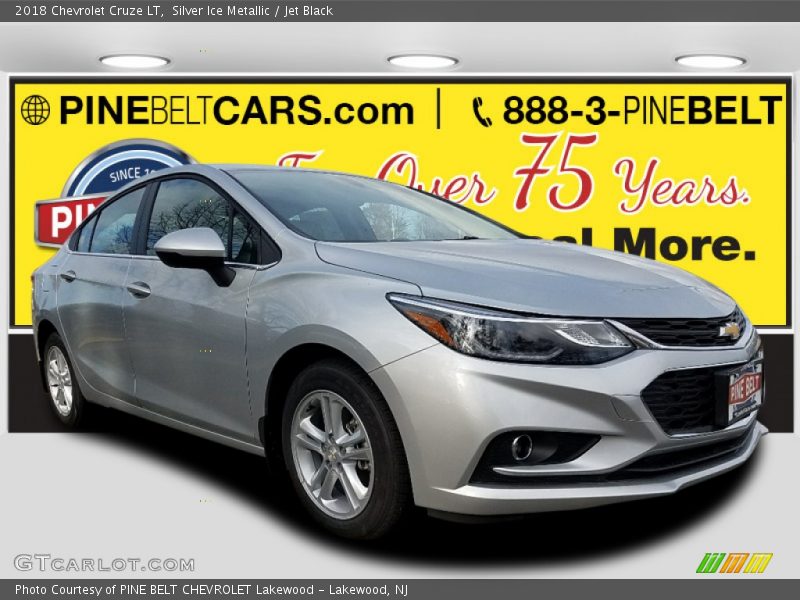 Silver Ice Metallic / Jet Black 2018 Chevrolet Cruze LT