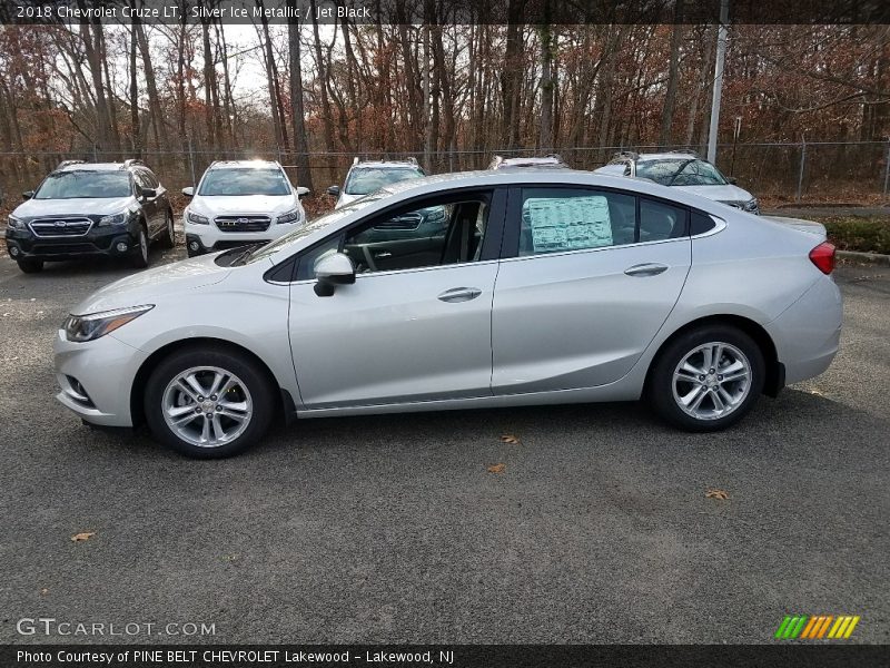Silver Ice Metallic / Jet Black 2018 Chevrolet Cruze LT