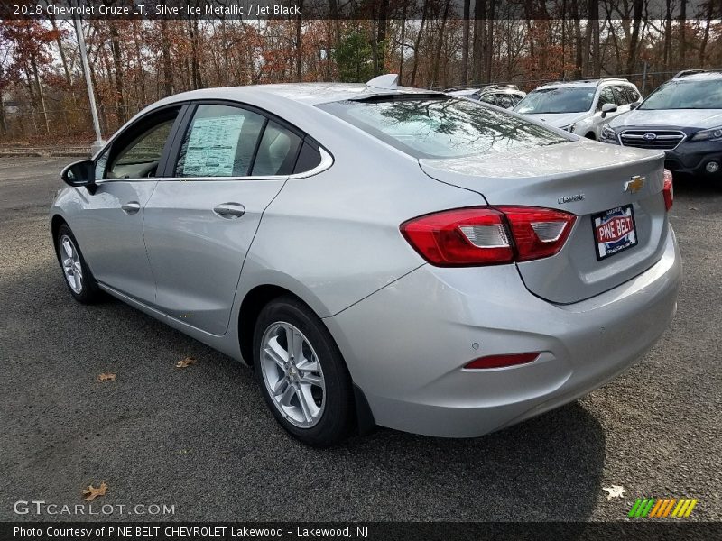 Silver Ice Metallic / Jet Black 2018 Chevrolet Cruze LT