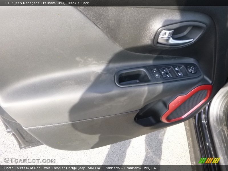 Black / Black 2017 Jeep Renegade Trailhawk 4x4