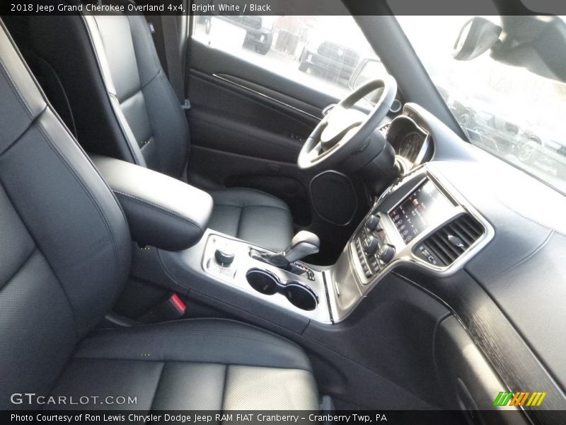 Bright White / Black 2018 Jeep Grand Cherokee Overland 4x4