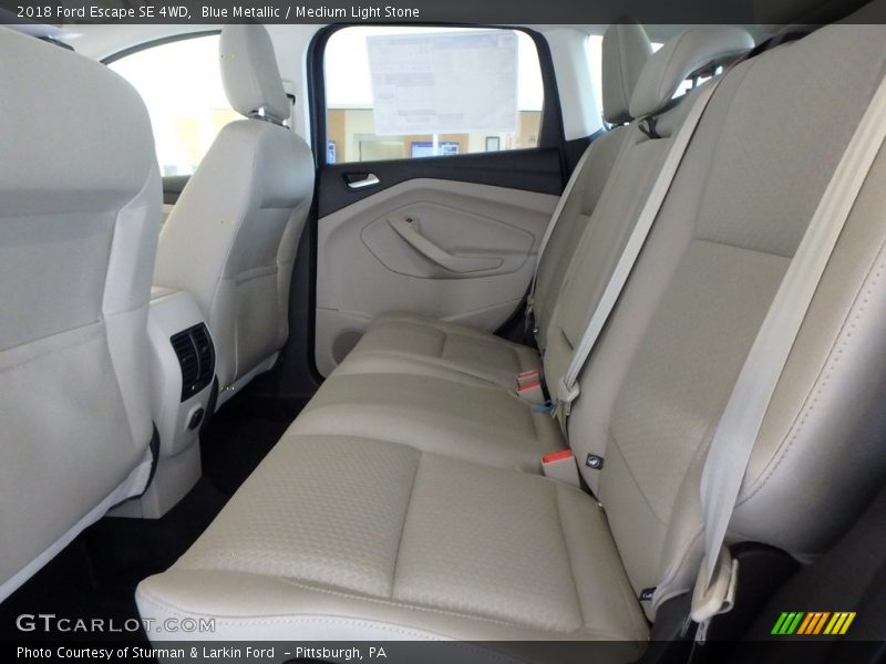 Blue Metallic / Medium Light Stone 2018 Ford Escape SE 4WD