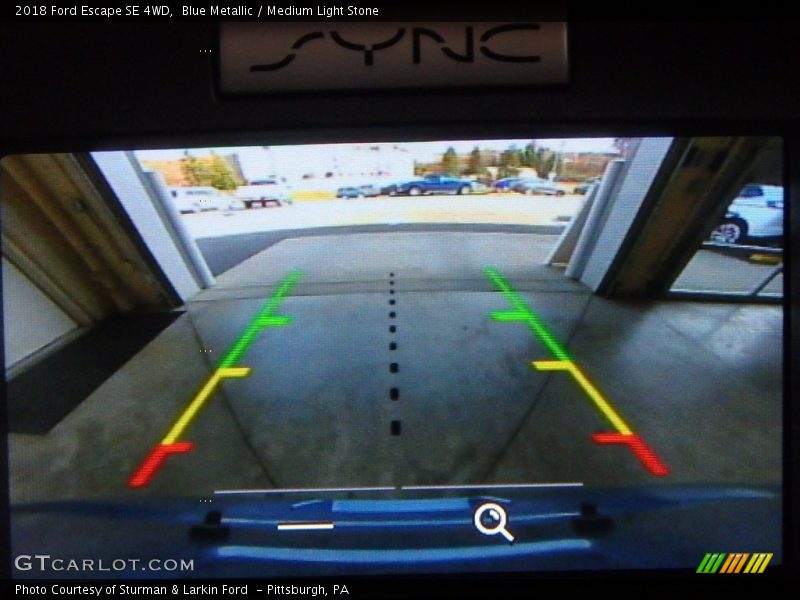 Blue Metallic / Medium Light Stone 2018 Ford Escape SE 4WD