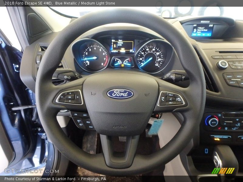 Blue Metallic / Medium Light Stone 2018 Ford Escape SE 4WD