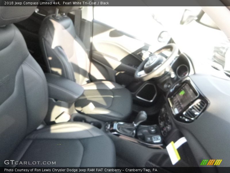 Pearl White Tri–Coat / Black 2018 Jeep Compass Limited 4x4